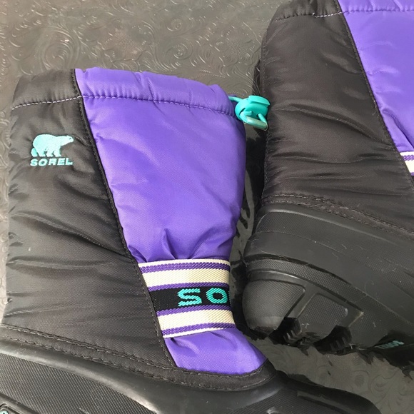 Sorel Youth Cub Snow Boot Purple Arrow/Shark - Picture 3 of 8